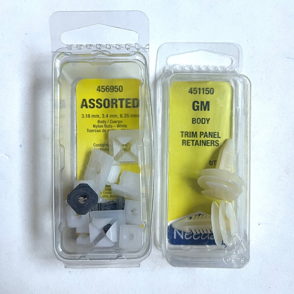GM Body Trim Panel Retainers & Nylon Body Nuts 2 sets